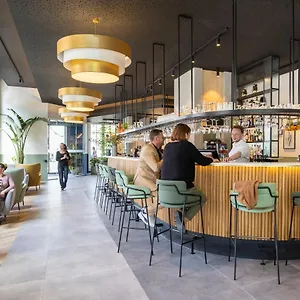 Novotel Off Grand Place Hotel